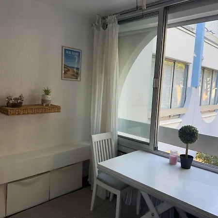 Escale Marine 4 Personnes Climatise, Climatiseur Mobile, Avec Piscines *